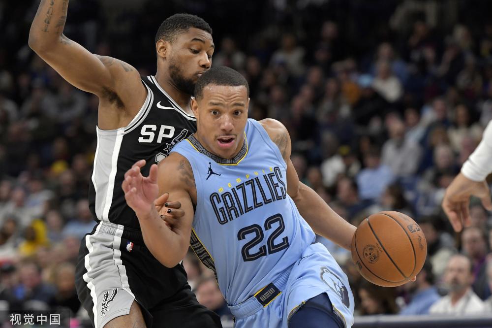 通过吸收新 通过吸收新