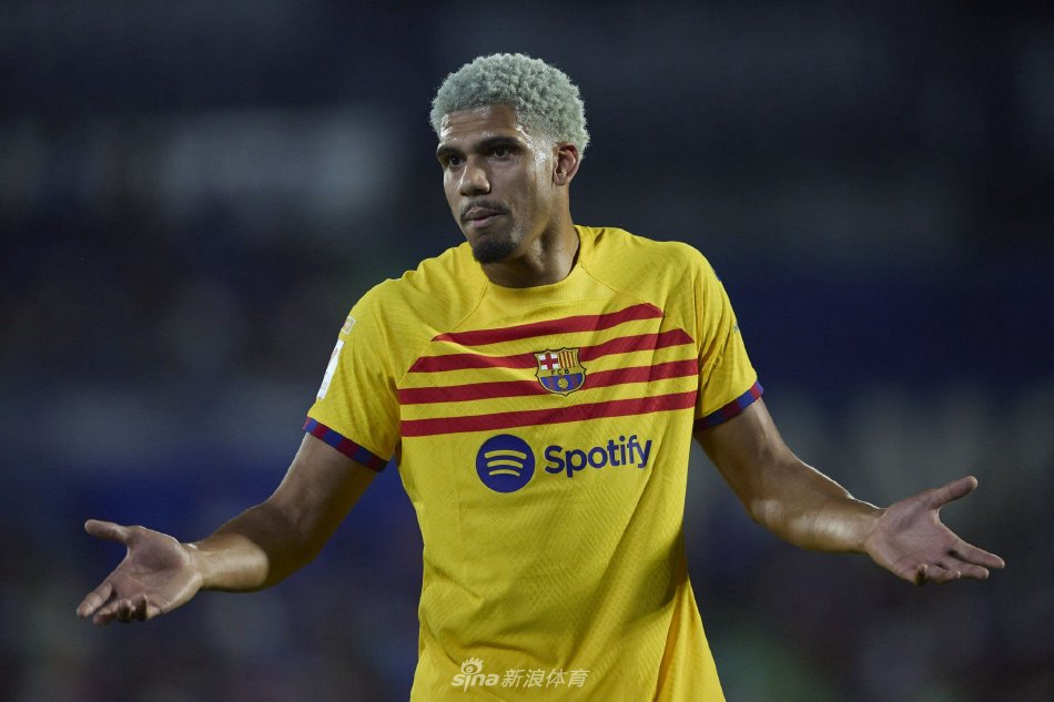 控球方降低 控球方降低